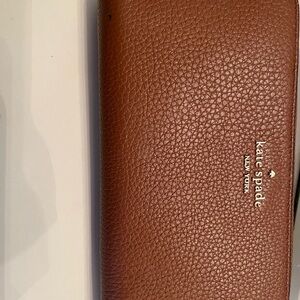 Kate spade Continental Wallet